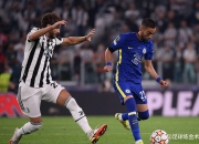 开云体育_尤文图斯中场皮亚尼奇战术受质疑，球队或调整阵型