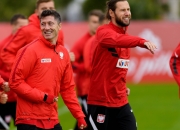 开云体育官网-精湛技术展现，球员赢得掌声和赞誉