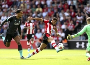 开云体育官网-南安普敦客场告捷，挑战成功