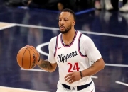 开云体育app-爵士客场击败魔术，继续领骑西部