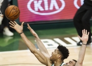 开云官网-猛龙战胜布鲁克林网，东部决赛领先的简单介绍