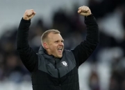 开云下载-布里斯托尔城主场遭遇失利，不敌鲍恩茅斯的简单介绍