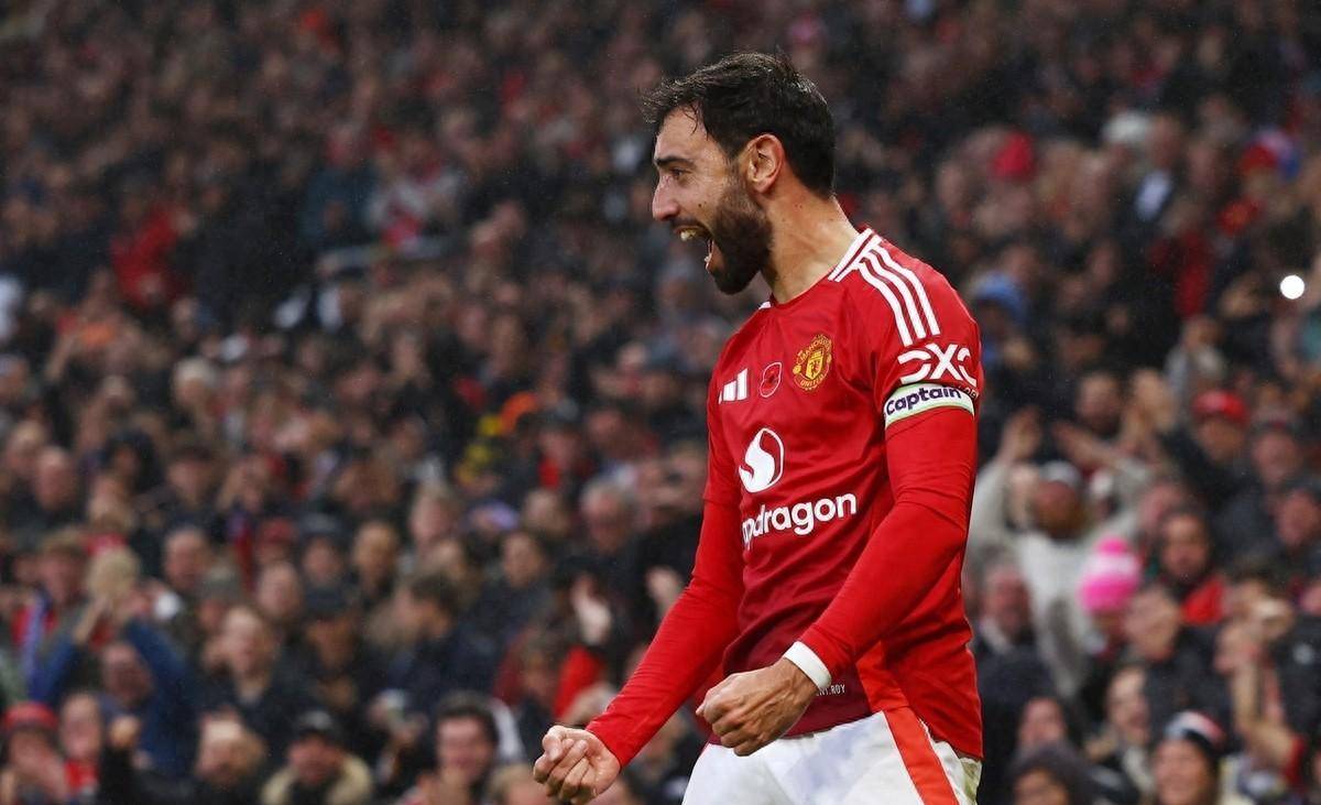 桑切斯上演帽子戏法，带领曼联大胜！