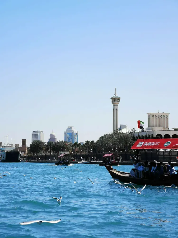 阿联酋俱乐部在比赛中展现无懈之阵 阿联酋俱乐部在比赛中展现无懈之阵