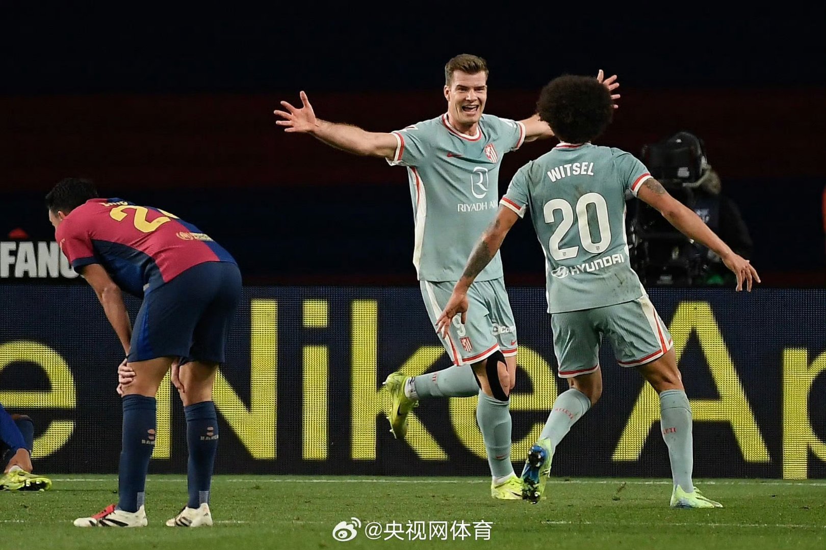 马竞迎战巴伦西亚,轻松击败对手 马竞迎战巴伦西亚,轻松击败对手