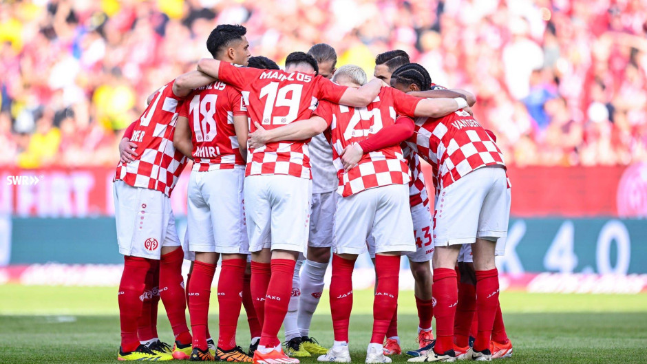 美因茨球队客场表现出色，击败强敌收获三分的简单介绍