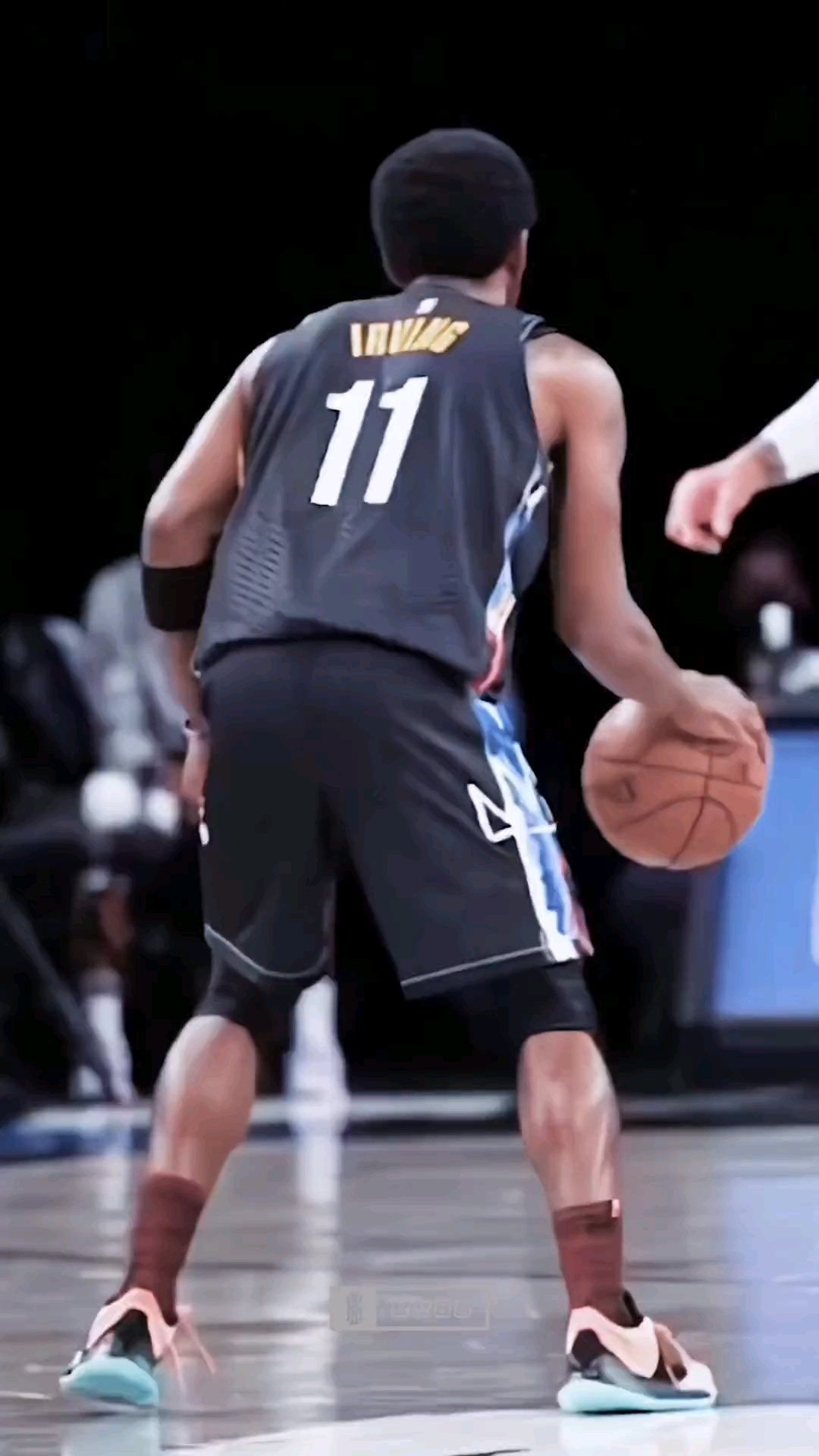 包含谁更强劲?欧文和亚当斯赛前对决,手感爆棚的词条