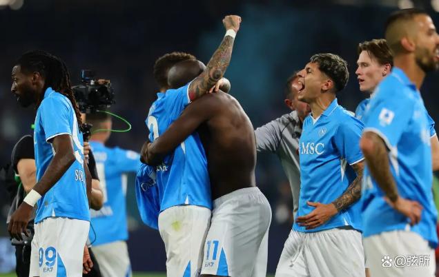 包含逆转那不勒斯，提前晋级强的词条