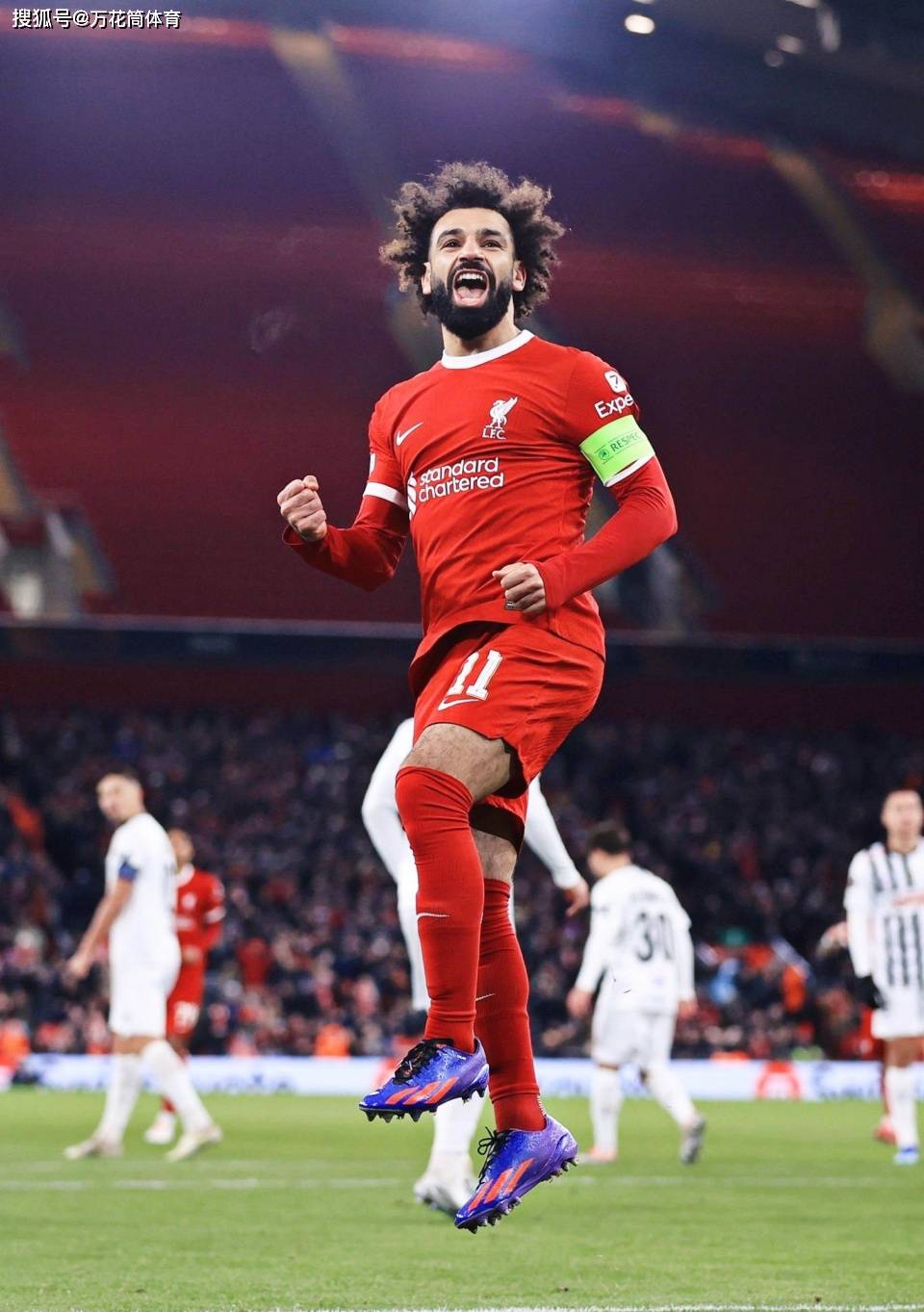 曼联惨败欧冠告别，未雨绸缪困难前行的简单介绍