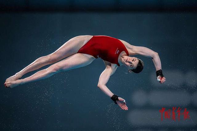 英国选手在跳水比赛中表现出色 英国选手在跳水比赛中表现出色