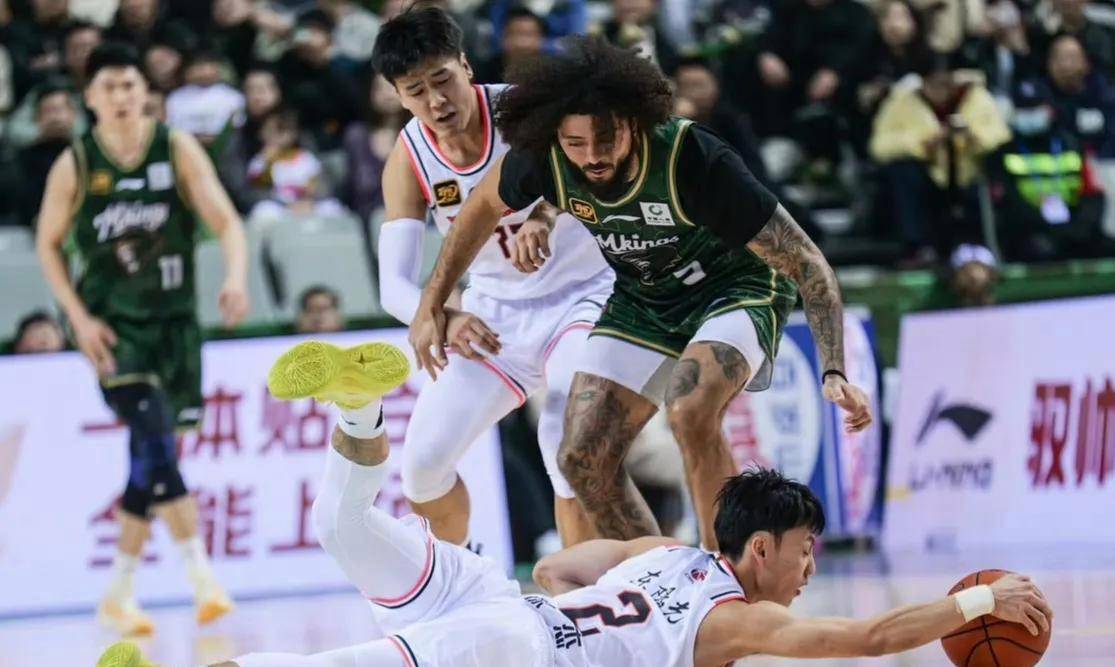 包含乌克兰队抢眼表现,向晋级之路迈进的词条 包含乌克兰队抢眼表现,向晋级之路迈进的词条