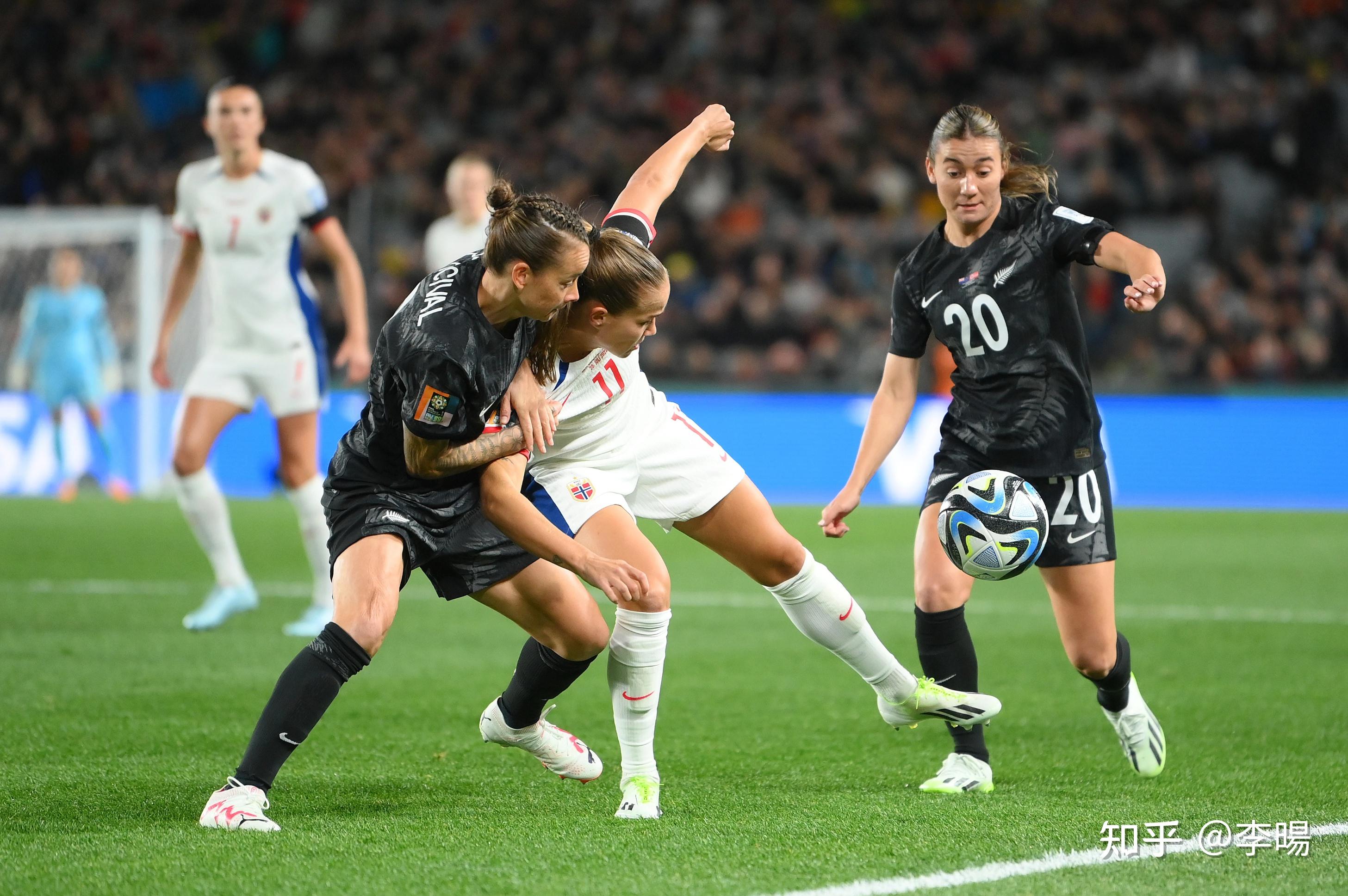 挪威女足淘汰意大利女足,获得胜利 挪威女足淘汰意大利女足,获得胜利