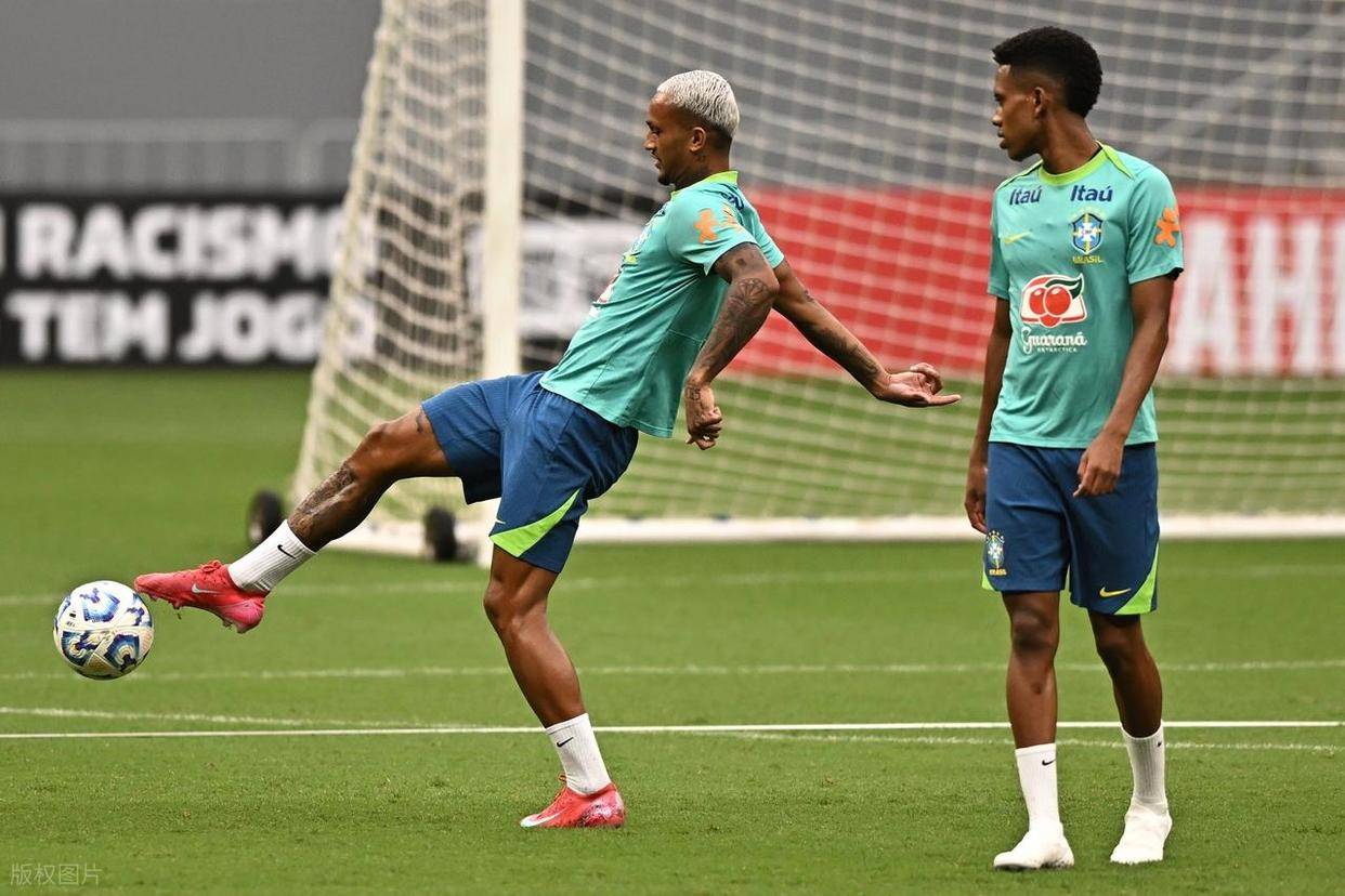 巴西俱乐部比赛中，球员状态及其出色
