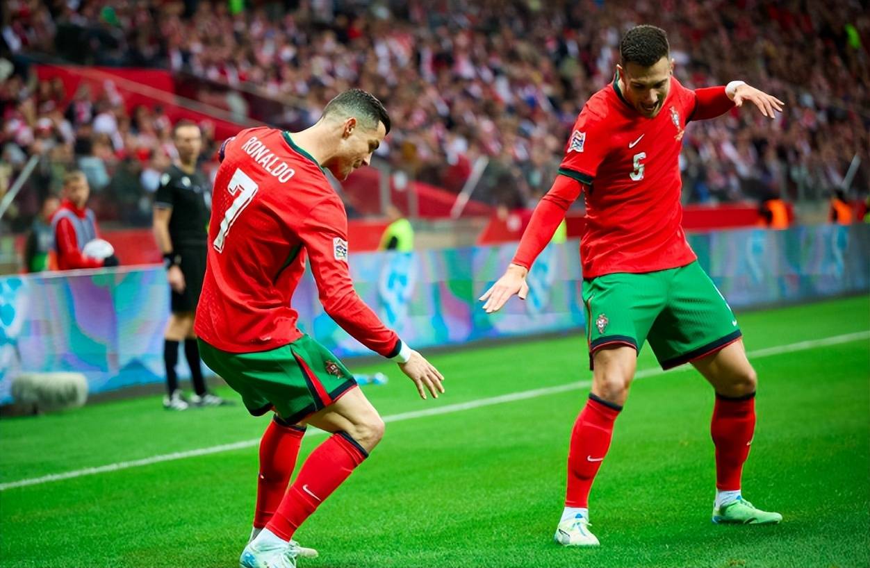 丹麦队主场压倒性获胜,晋级欧国联四强 丹麦队主场压倒性获胜,晋级欧国联四强