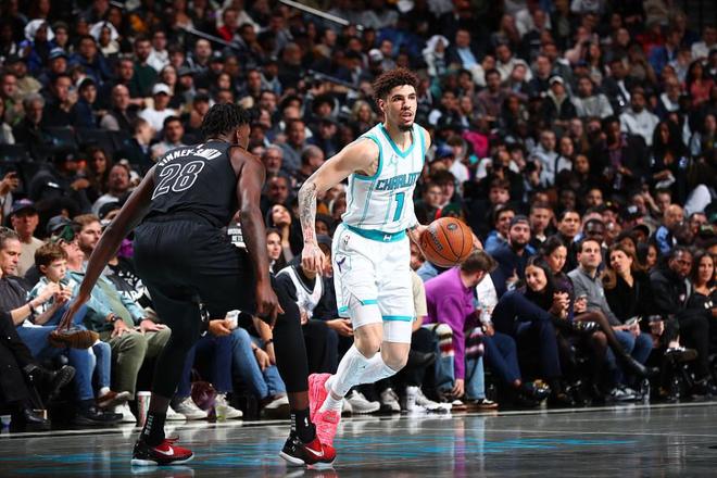 竞争激烈!篮网客场逆转黄蜂夺取胜利的简单介绍 竞争激烈!篮网客场逆转黄蜂夺取胜利的简单介绍