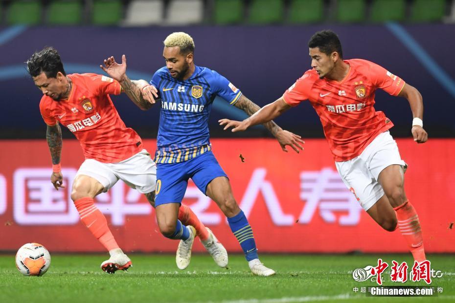 苏宁扳回颓势,重新冲击中超头名位置 苏宁扳回颓势,重新冲击中超头名位置