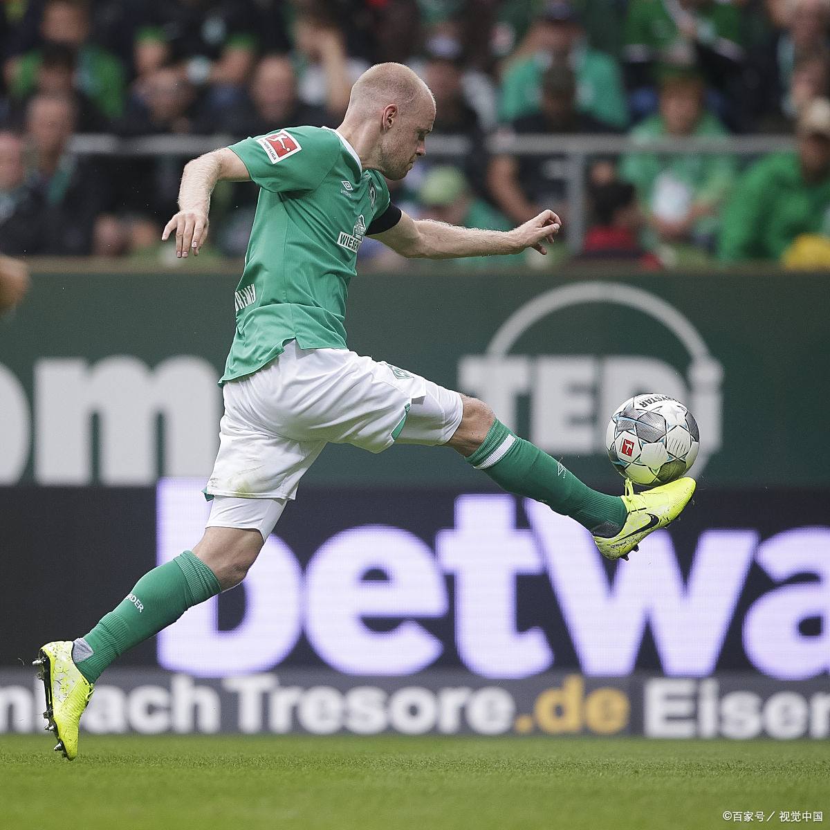 关于不莱梅好运继续，扩大冠军争夺范围的信息