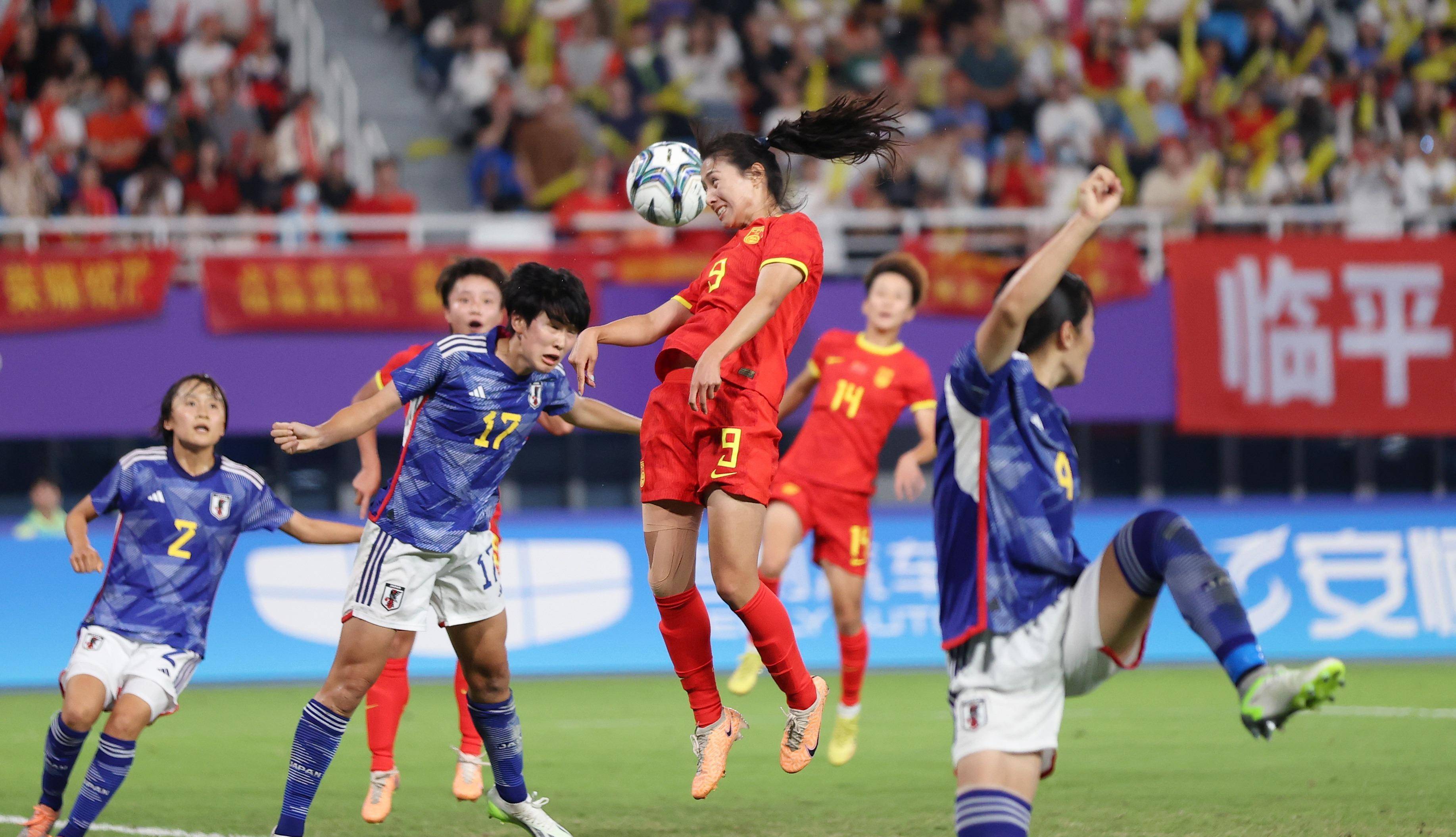 精彩女足比赛精彩回顾