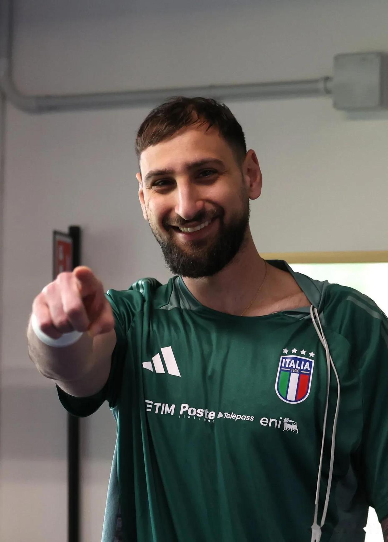 意大利射击运动员表现出色,频频刷新纪录 意大利射击运动员表现出色,频频刷新纪录