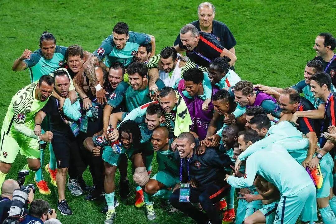 葡萄牙击败阿根廷赢得男子足球比赛