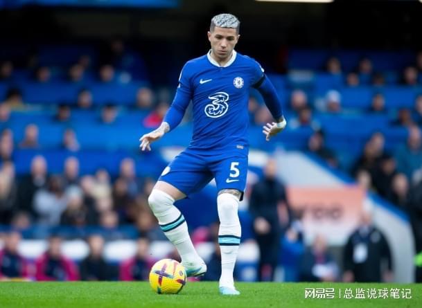 切尔西客场胜利，领先优势巩固