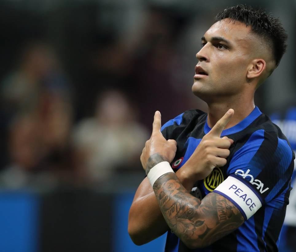 球队危机时刻团结一心逆转形势