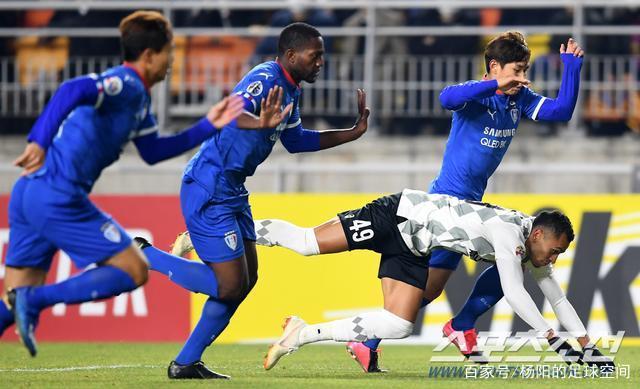 包含马克加索尔表现抢眼,率领球队击败对手的词条 包含马克加索尔表现抢眼,率领球队击败对手的词条