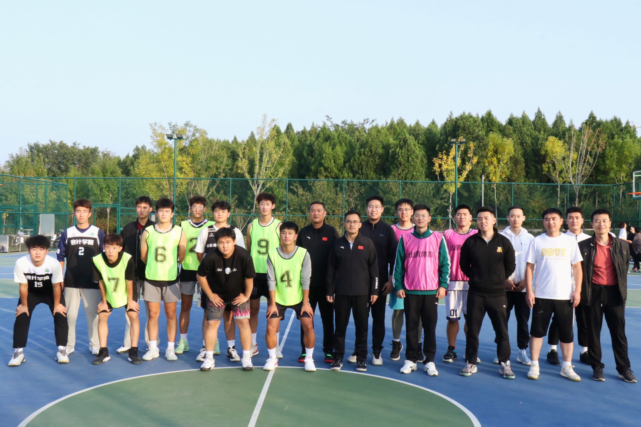 中东地区青年篮球友谊赛圆满结束,球员交流的简单介绍 中东地区青年篮球友谊赛圆满结束,球员交流的简单介绍