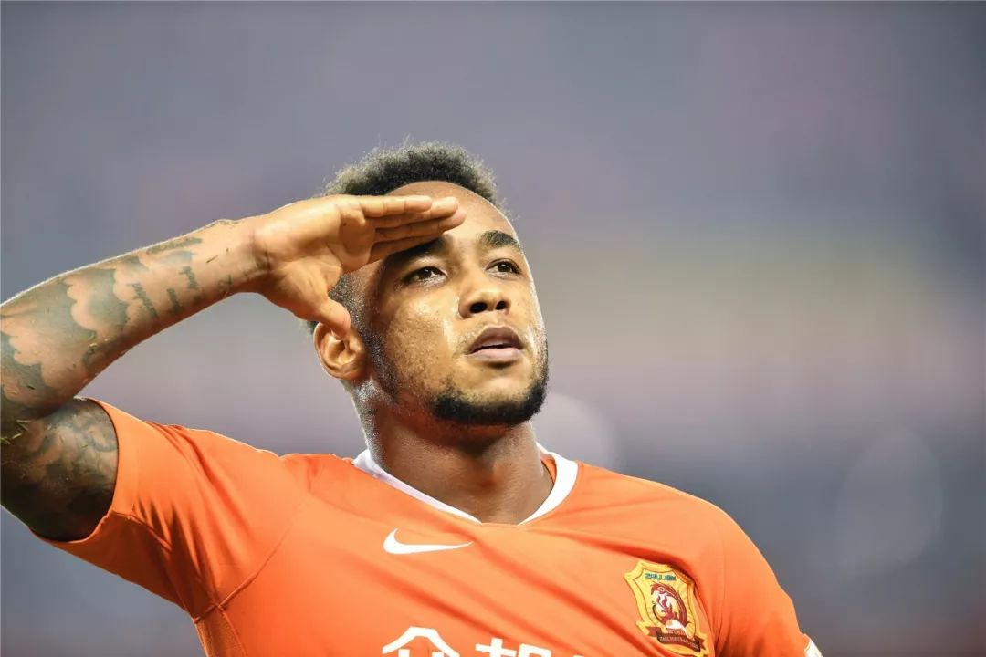 包含武汉卓尔信心十足，主场大胜领先优势扩大的词条