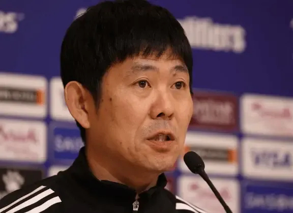 日本队主教练表现不好，赛后出现问题