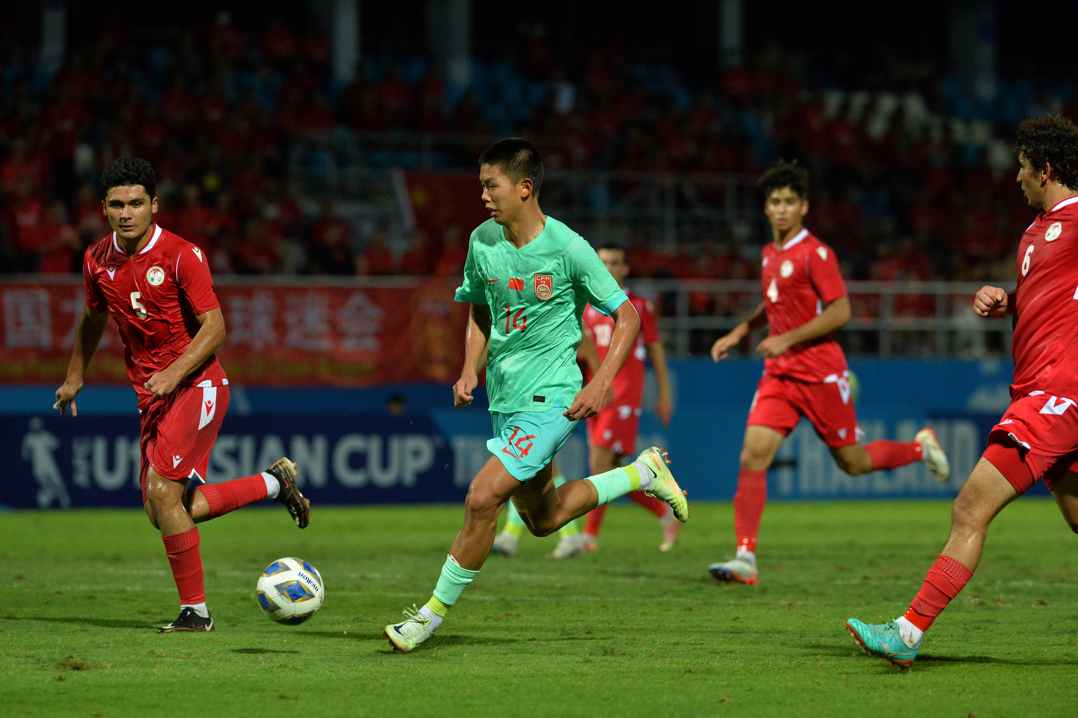 球员们备战,为了亚洲足球荣誉而战 球员们备战,为了亚洲足球荣誉而战