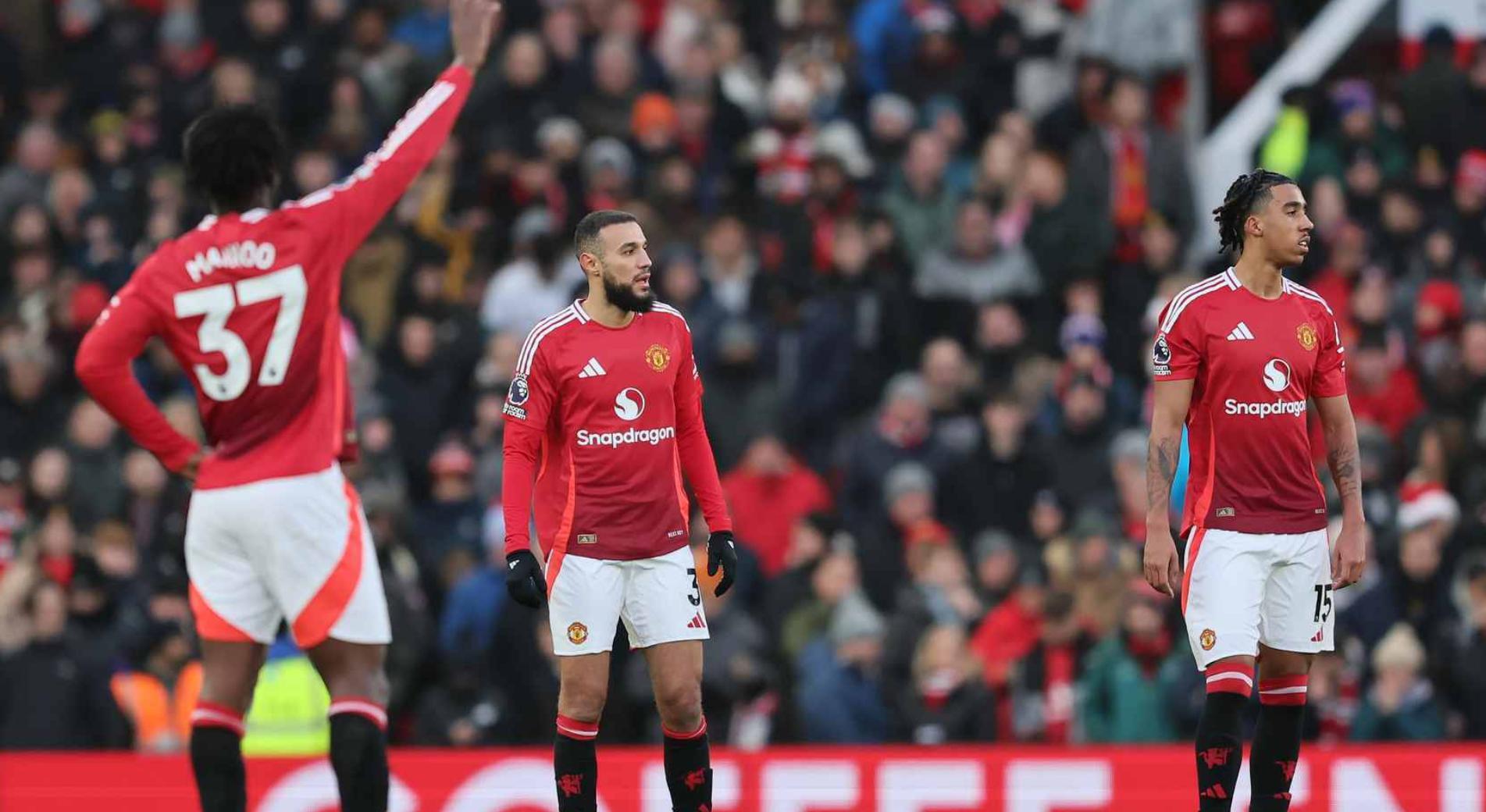 利物浦客场大破对手,压倒性胜利 利物浦客场大破对手,压倒性胜利