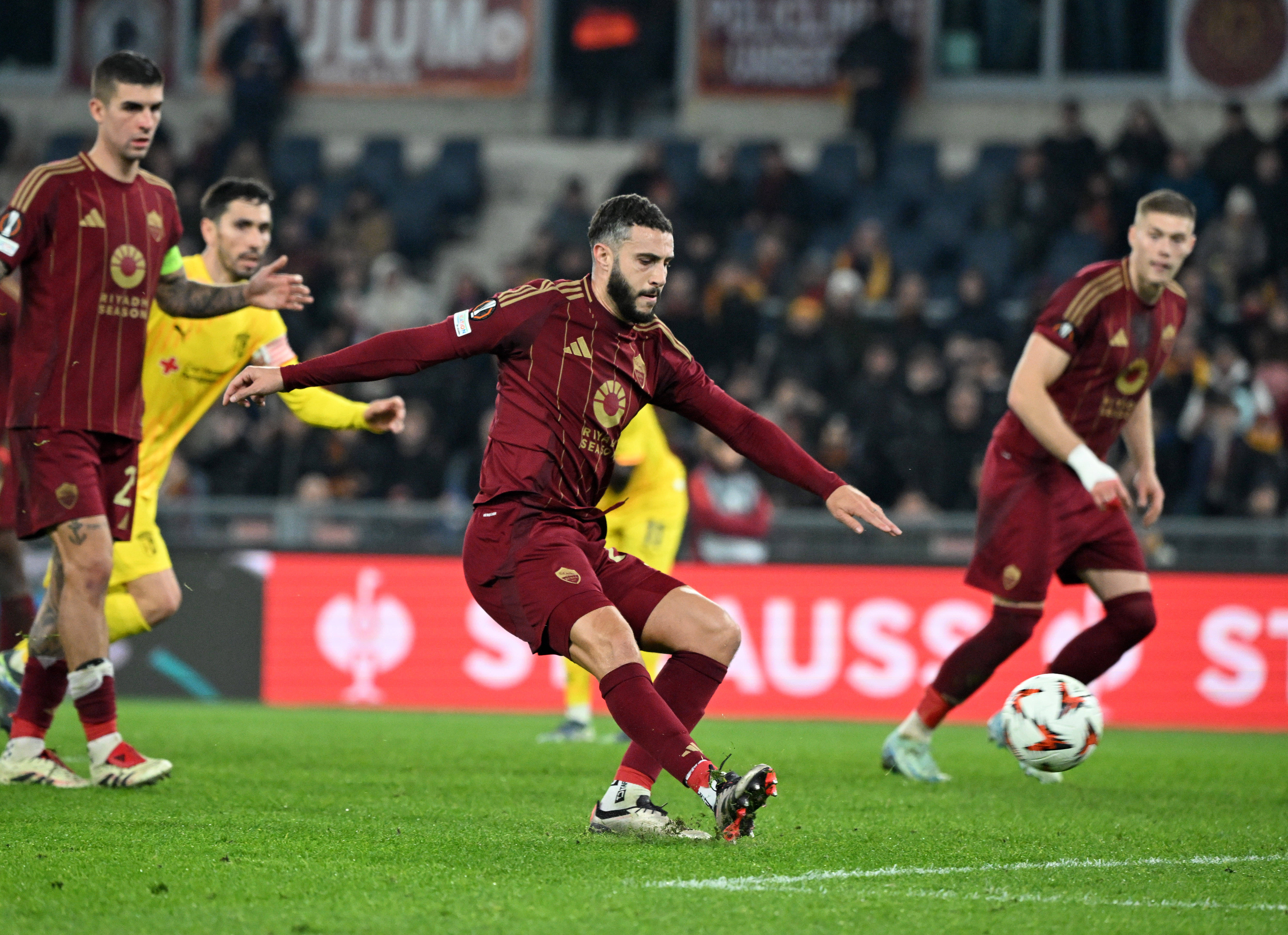 包含顶尖较量！欧洲足球震撼赛事拉开序幕的词条