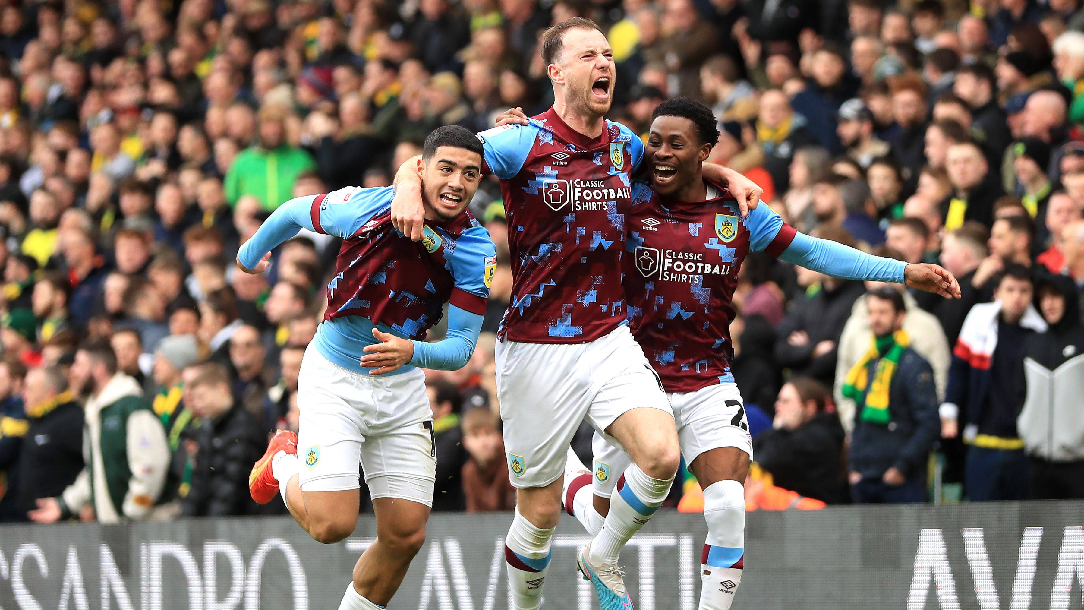 关于伯恩利主场大胜,阻击热刺连胜行列的信息 关于伯恩利主场大胜,阻击热刺连胜行列的信息