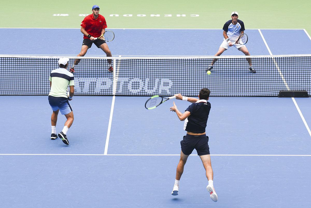 网球战术调整奏效,成功扭转局势的简单介绍 网球战术调整奏效,成功扭转局势的简单介绍