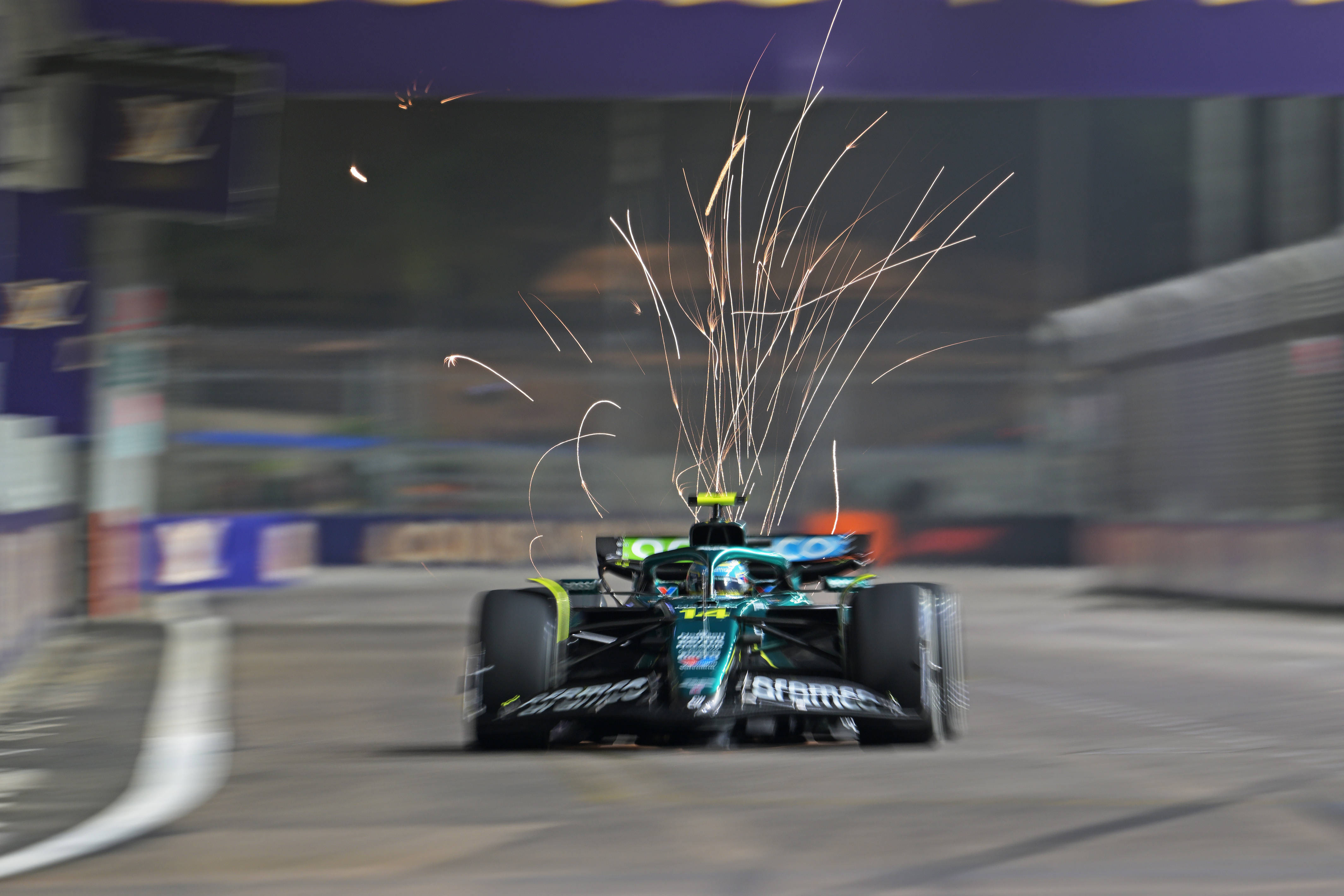 阿斯顿马丁碾压威廉姆斯,阿隆索统治全场的简单介绍 阿斯顿马丁碾压威廉姆斯,阿隆索统治全场的简单介绍