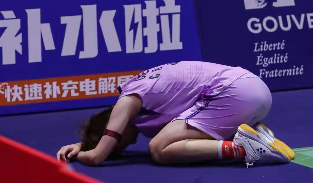 印度队鏖战中国队，陈雨菲点燃赛场